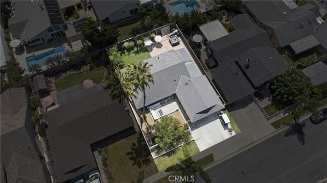 9412 Nautilus Drive, Huntington Beach, CA 92646