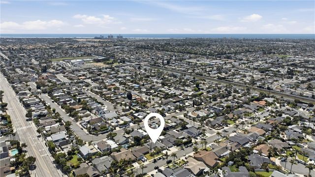 9412 Nautilus Drive, Huntington Beach, CA 92646