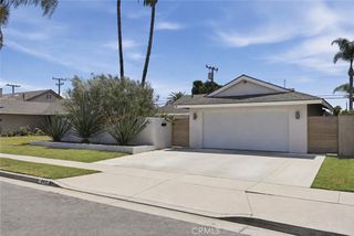 9412 Nautilus Drive, Huntington Beach, CA 92646