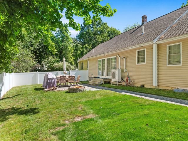 750 Northfield Rd, Lunenburg, MA 01462
