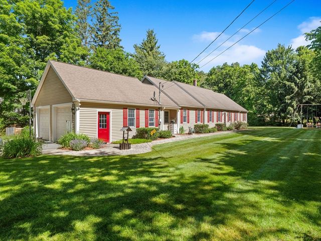 750 Northfield Rd, Lunenburg, MA 01462