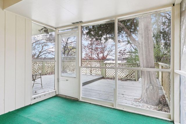 26 Duck Pass Road, North Oaks, MN 55127