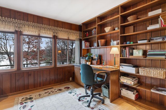 26 Duck Pass Road, North Oaks, MN 55127