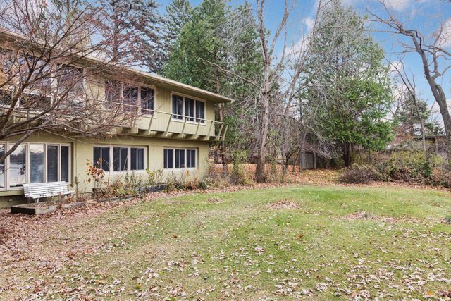 26 Duck Pass Road, North Oaks, MN 55127