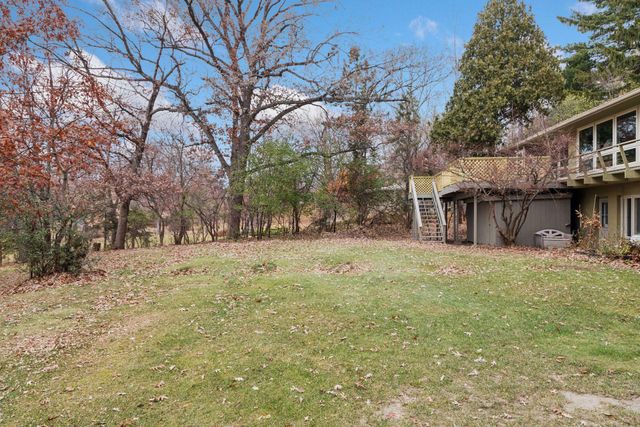 26 Duck Pass Road, North Oaks, MN 55127