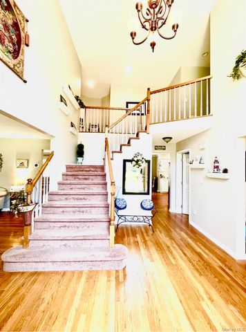 15 Silas Woods Road, Manorville, NY 11949