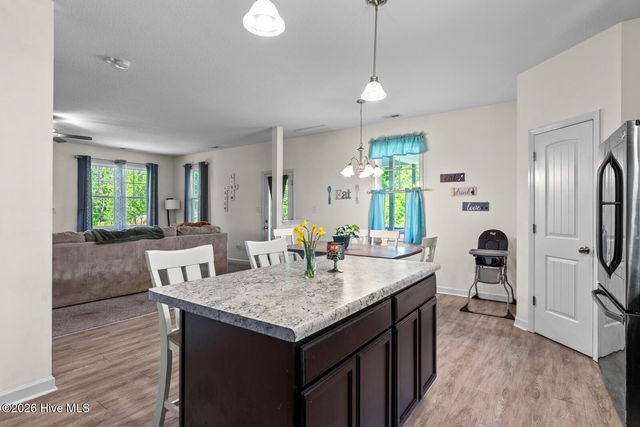 603 Mayapple Lane, Hubert, NC 28539