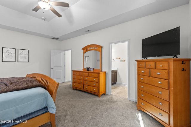 603 Mayapple Lane, Hubert, NC 28539