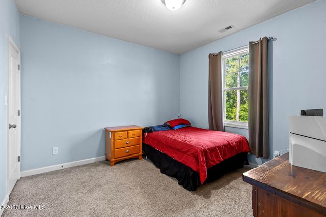 603 Mayapple Lane, Hubert, NC 28539