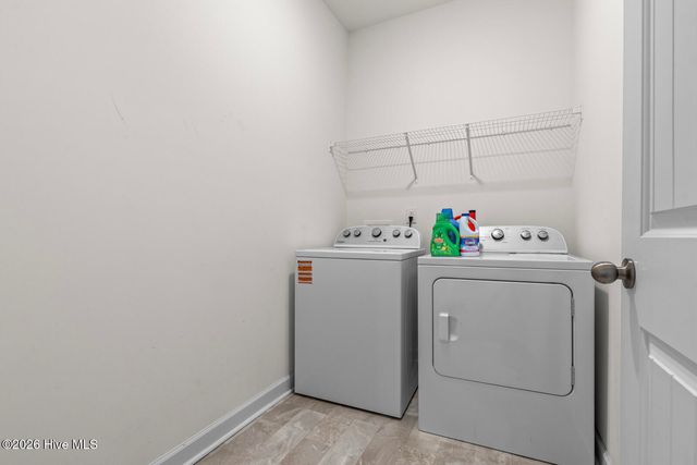 603 Mayapple Lane, Hubert, NC 28539