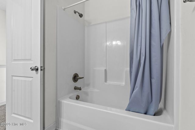 603 Mayapple Lane, Hubert, NC 28539