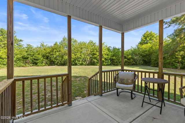 603 Mayapple Lane, Hubert, NC 28539