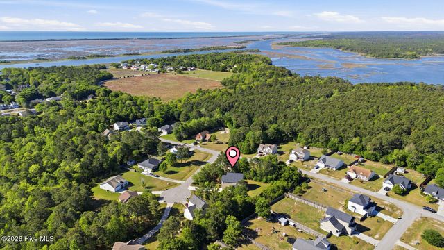 603 Mayapple Lane, Hubert, NC 28539