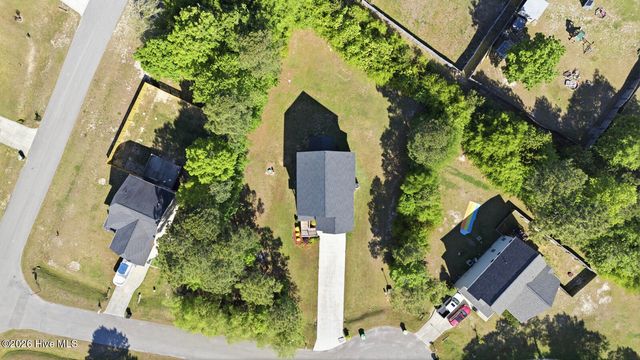 603 Mayapple Lane, Hubert, NC 28539