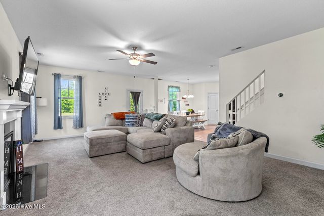 603 Mayapple Lane, Hubert, NC 28539