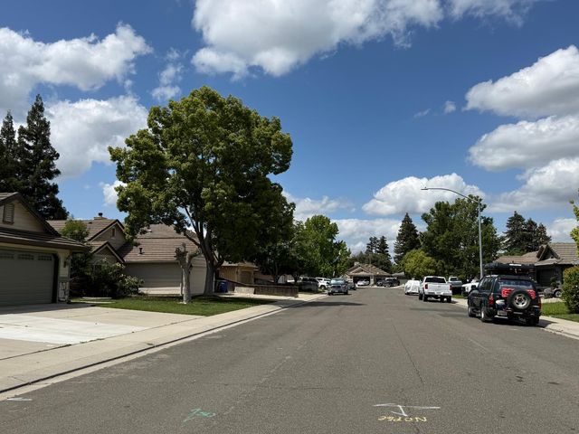 4812 Devereaux Way, Salida, CA 95368