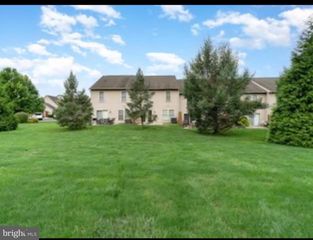 471 STONEHEDGE LN, Mechanicsburg, PA 17055