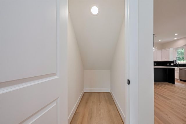 13991 Shoreline Drive, Willis, TX 77318