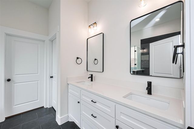 13991 Shoreline Drive, Willis, TX 77318