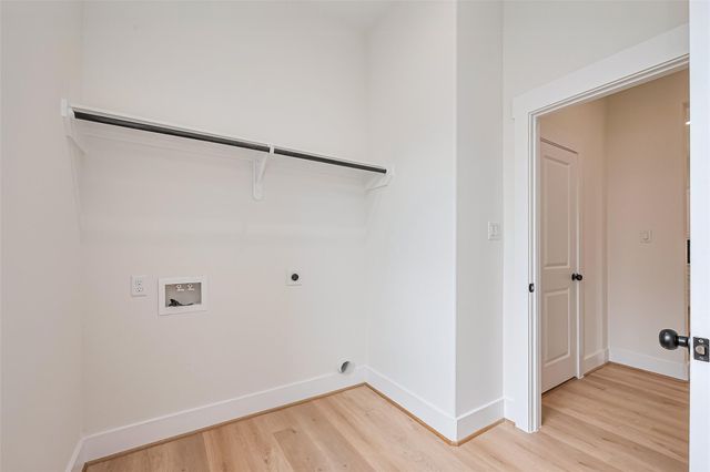 13991 Shoreline Drive, Willis, TX 77318