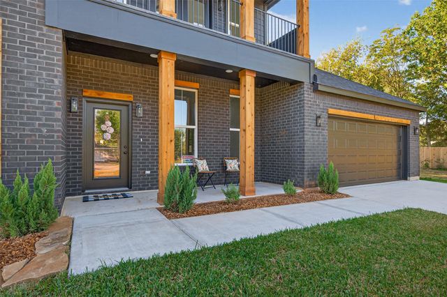 13991 Shoreline Drive, Willis, TX 77318