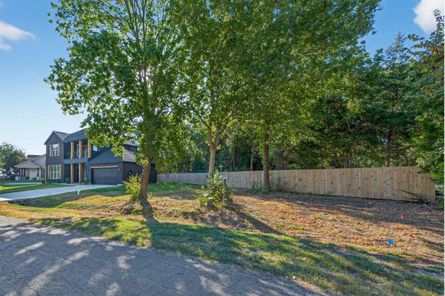 13991 Shoreline Drive, Willis, TX 77318