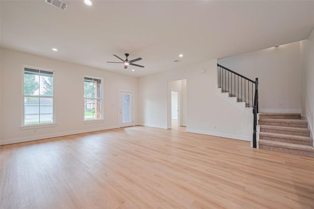 13991 Shoreline Drive, Willis, TX 77318