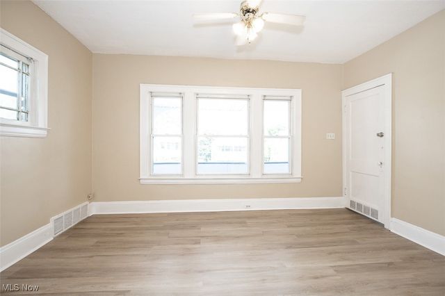 4233 Valley Road, Cleveland, OH 44109