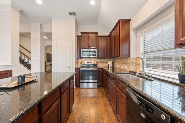 419 Florence Drive, Fate, TX 75087