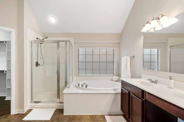 419 Florence Drive, Fate, TX 75087