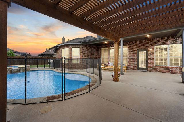 419 Florence Drive, Fate, TX 75087