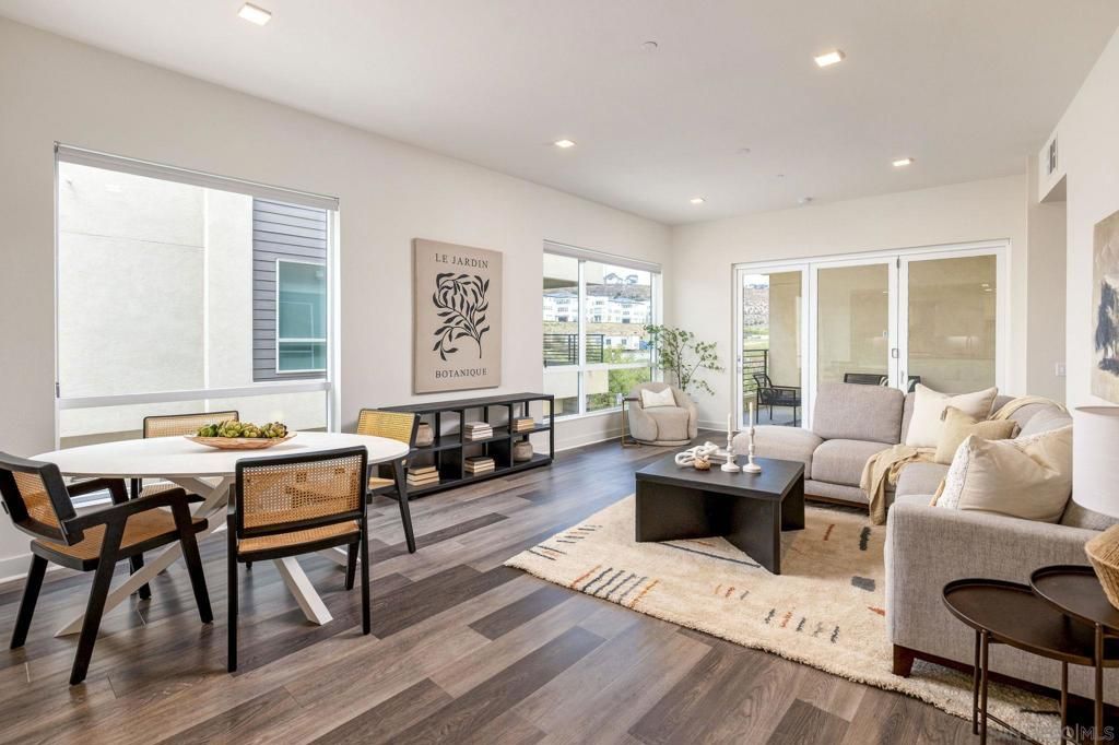 2420 Community Ln 34, San Diego, CA 92108 — exterior