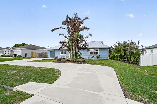 1146 SW Del Rio Boulevard, Port St. Lucie, Port St Lucie, FL 34953