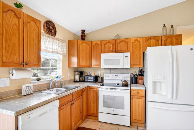 1146 SW Del Rio Boulevard, Port St. Lucie, Port St Lucie, FL 34953