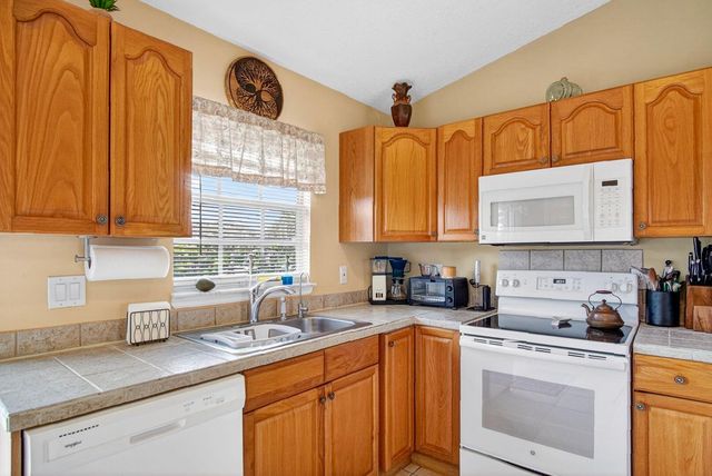 1146 SW Del Rio Boulevard, Port St. Lucie, Port St Lucie, FL 34953