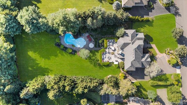 23 Jagger Court, Melville, NY 11747
