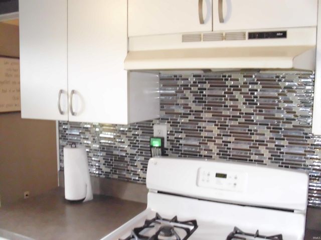 2210 Inglewood Place, South Bend, IN 46616