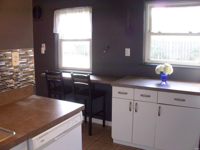 2210 Inglewood Place, South Bend, IN 46616