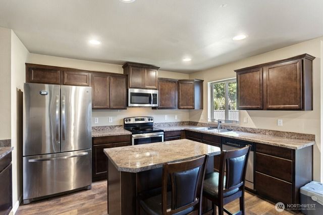 2315 SE Kelby Circle, Port Orchard, WA 98366