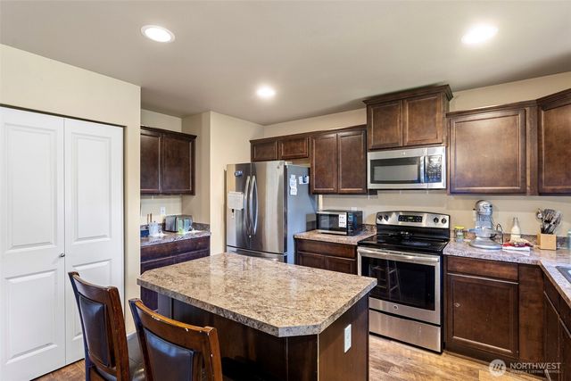 2315 SE Kelby Circle, Port Orchard, WA 98366