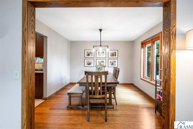 120 Chaucer Court, Mankato, MN 56001