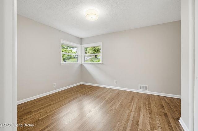 3457 Illinois Ave, Louisville, KY 40213