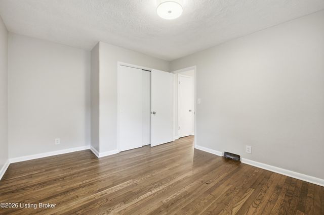 3457 Illinois Ave, Louisville, KY 40213