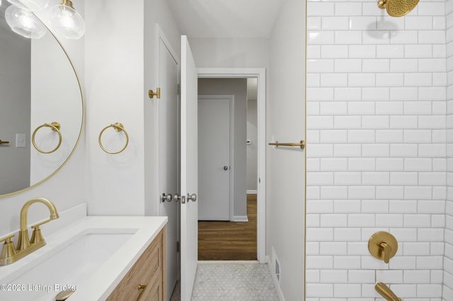 3457 Illinois Ave, Louisville, KY 40213