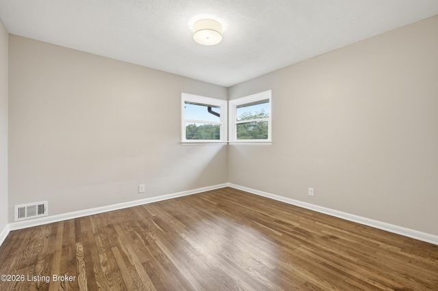 3457 Illinois Ave, Louisville, KY 40213