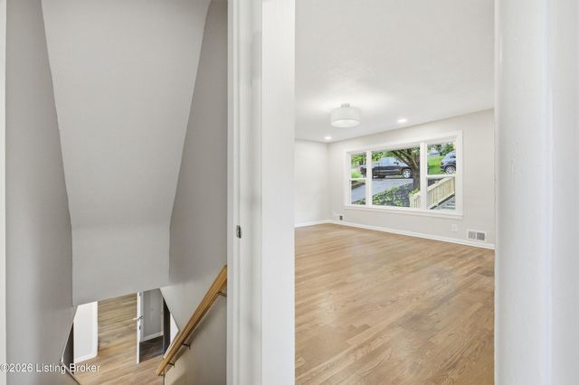 3457 Illinois Ave, Louisville, KY 40213