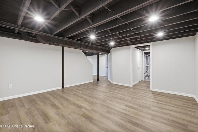 3457 Illinois Ave, Louisville, KY 40213