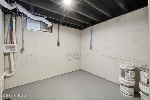 3457 Illinois Ave, Louisville, KY 40213