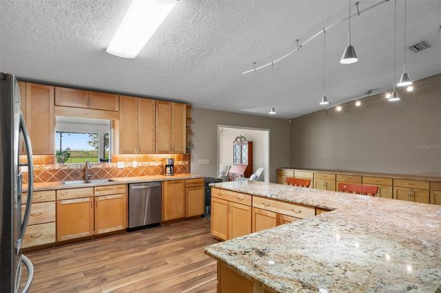 2921 LAKE TOHOPEKALIGA BOULEVARD, Kissimmee, FL 34746