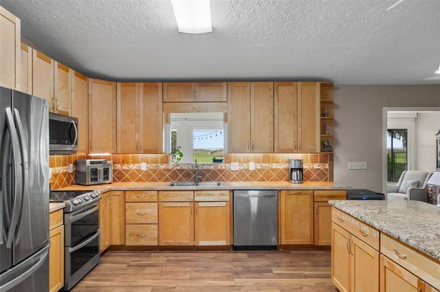 2921 LAKE TOHOPEKALIGA BOULEVARD, Kissimmee, FL 34746